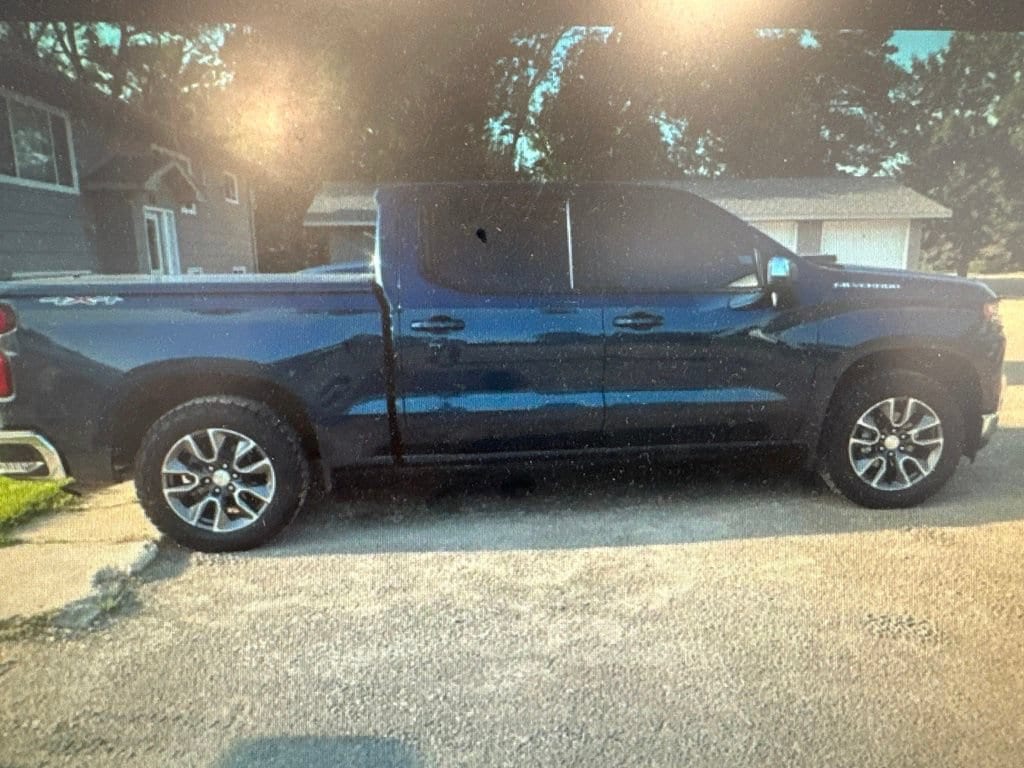 chevrolet silverado 1500 2021 3GCPYDEK1MG315660 image chevrolet silverado 1500 2021 3GCPYDEK1MG315660 image